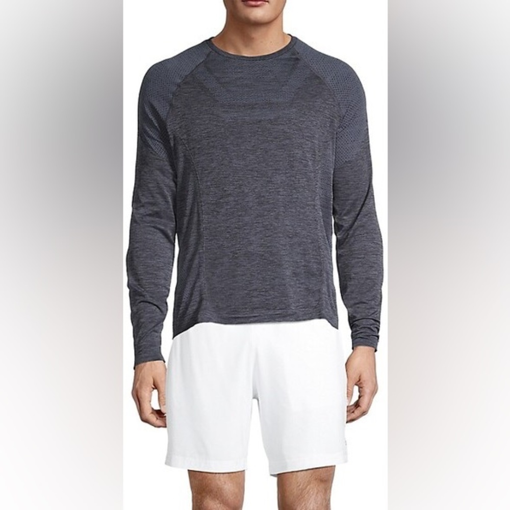 Alo Yoga
Amplify Slim Fit Long-Sleeve Tee Size L